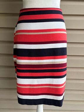 •Ann Taylor• Striped Knit Pull-On Pencil Skirt - Size 8